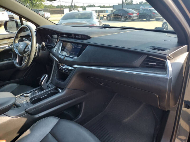 2021 Cadillac XT5 Sport