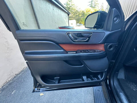 2018 Lincoln Navigator L Select