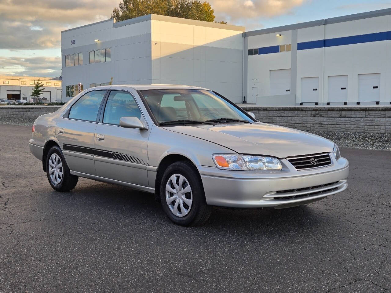 2001 Toyota Camry for sale at Alpha Auto Sales in Auburn, WA