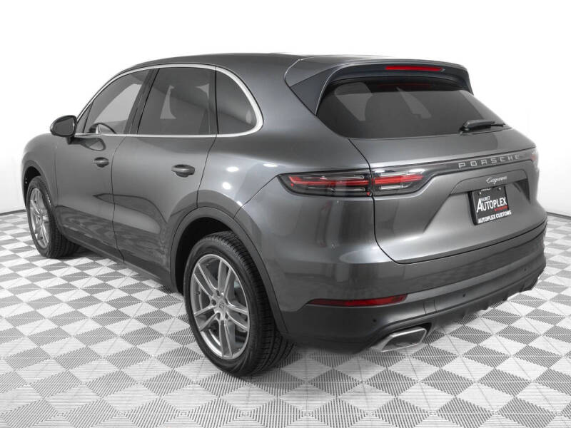 2023 Porsche Cayenne