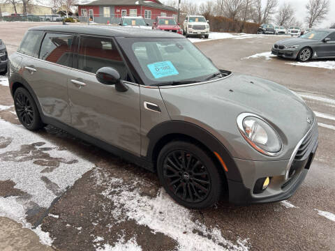 2017 MINI Clubman Cooper