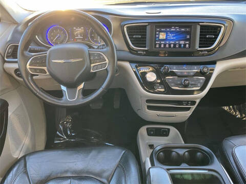 2020 Chrysler Pacifica Touring L