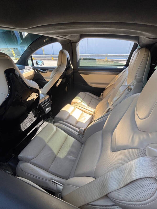 2016 Tesla Model X 90D