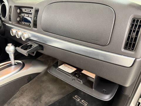 2004 Chevrolet SSR LS