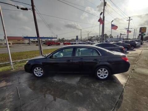 2006 Toyota Avalon for sale at BIG 7 USED CARS INC in League City TX
