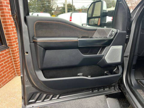 2023 Ford F-350 Super Duty Platinum