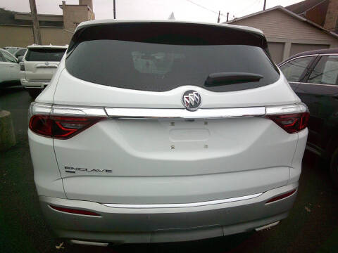 2023 Buick Enclave Essence