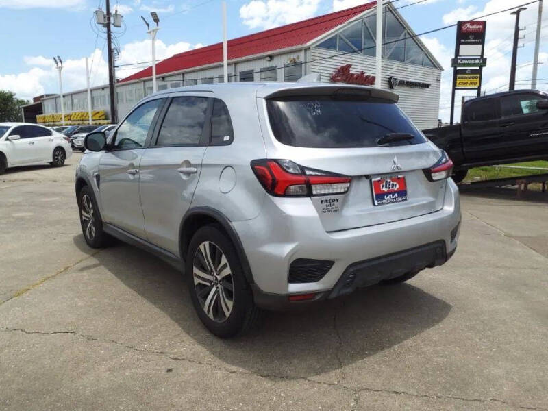 2020 Mitsubishi Outlander Sport SE