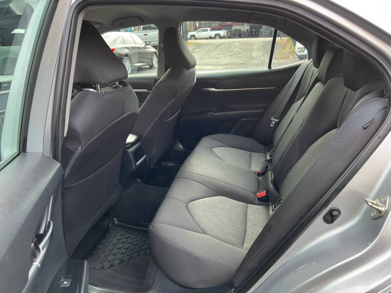 2019 Toyota Camry LE