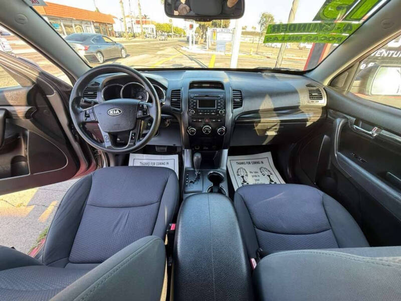 2013 Kia Sorento LX