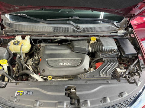 2017 Chrysler Pacifica Touring-L