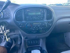 2006 Toyota Sequoia SR5