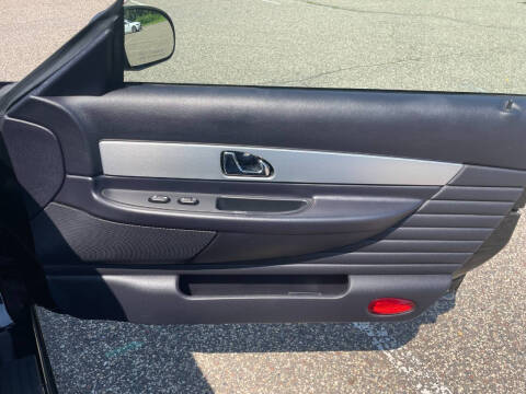 2005 Ford Thunderbird Deluxe