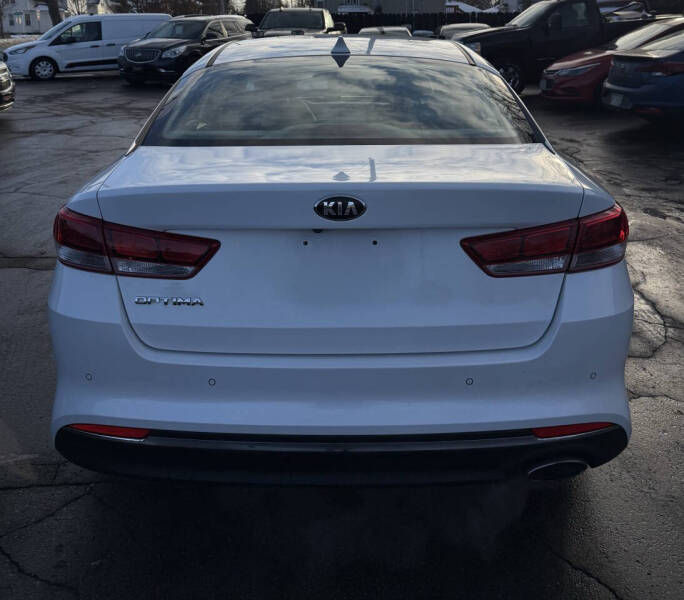 2018 Kia Optima LX