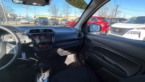 2024 Mitsubishi Mirage LE