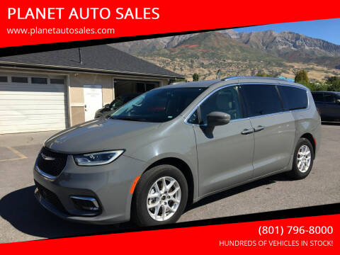 2021 Chrysler Pacifica for sale at PLANET AUTO SALES in Lindon UT