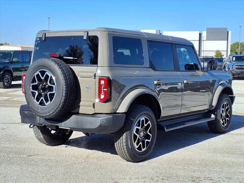2025 Ford Bronco Outer Banks