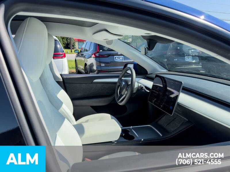 2025 Tesla Model Y Long Range