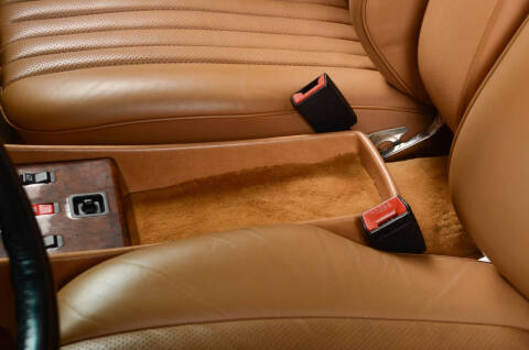 1987 Mercedes-Benz 560-Class 560 SL