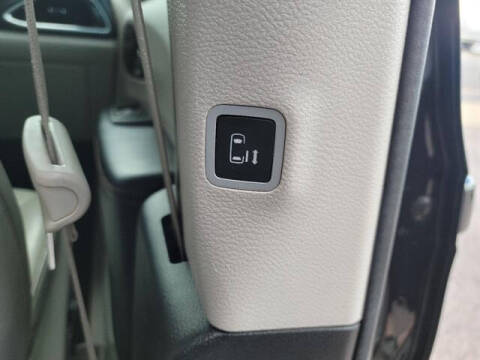 2018 Chrysler Pacifica Touring L Plus