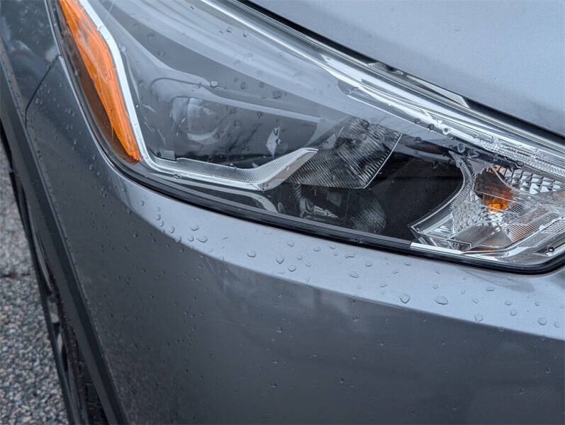 2019 Nissan Kicks SR