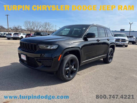 2025 Jeep Grand Cherokee for sale at Turpin Chrysler Dodge Jeep Ram in Dubuque IA