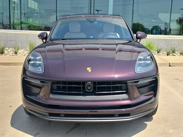 2025 Porsche Macan
