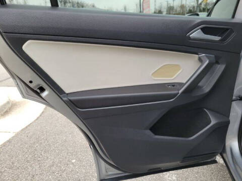 2021 Volkswagen Tiguan SE R-Line Black