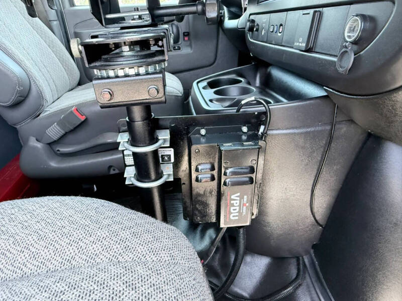 2021 Chevrolet Express 2500