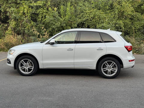 2015 Audi Q5 2.0T quattro Premium Plus