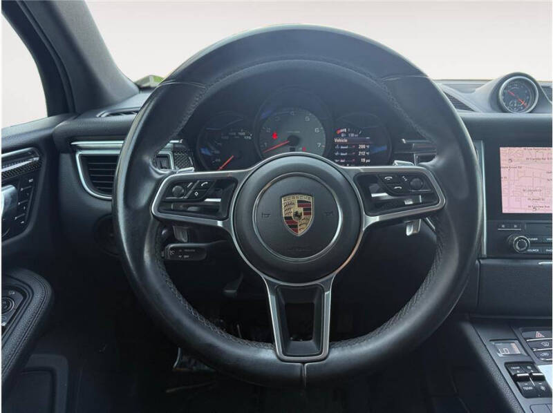 2017 Porsche Macan S