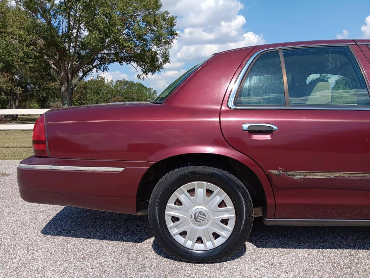 2004 Mercury Grand Marquis for sale at AUTOPLUG 360 in Stafford, TX