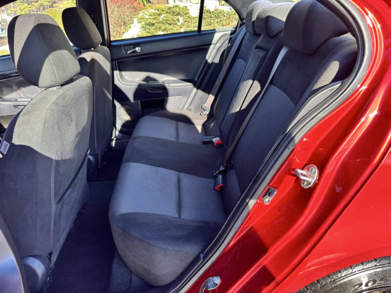 2017 Mitsubishi Lancer LE