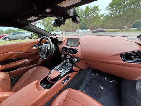 2020 Aston Martin Vantage
