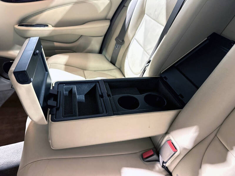 2005 Jaguar XJ-Series XJ8 L