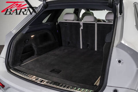 2021 Bentley Bentayga V8