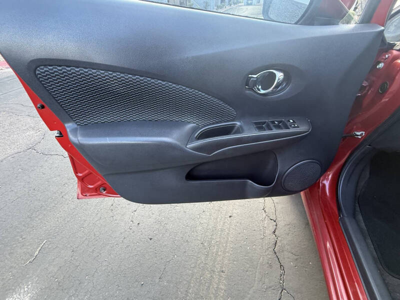 2015 Nissan Versa Note SV