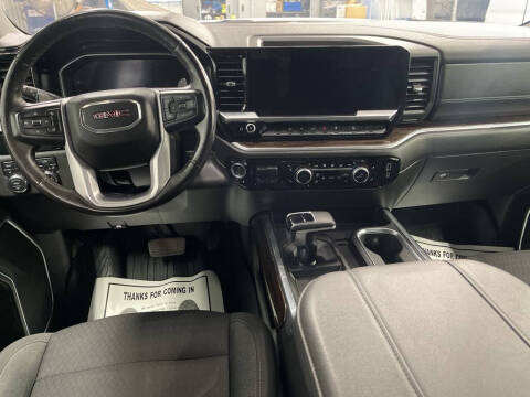 2023 GMC Sierra 1500