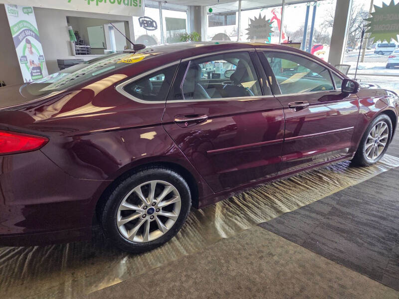2017 Ford Fusion SE