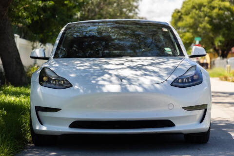 2021 Tesla Model 3 Standard Range Plus