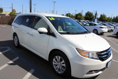 2016 Honda Odyssey for sale at Choice Auto & Truck in Sacramento CA