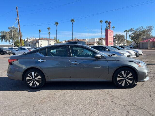 Used 2021 Nissan Altima SV with VIN 1N4BL4DV7MN338832 for sale in Phoenix, AZ