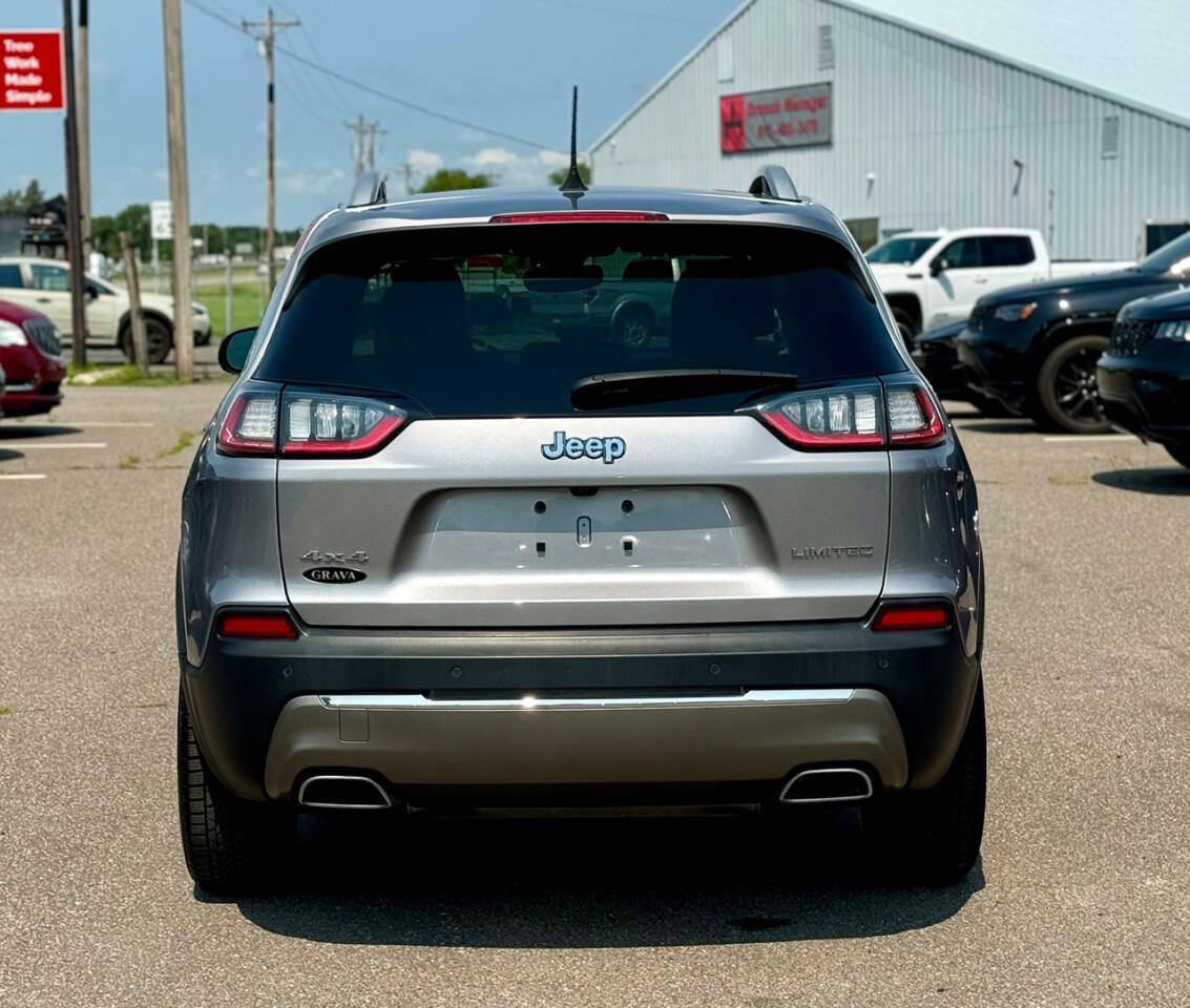 2019 Jeep Cherokee for sale at MINT MOTORS in Ramsey, MN