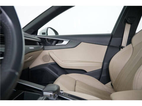 2020 Audi A4 quattro Premium Plus 45 TFSI