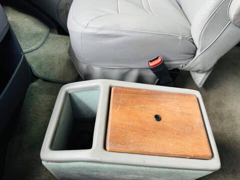 2000 Dodge Ram Van 1500