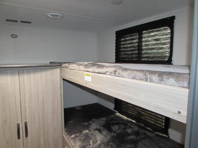 2025 KEYSTONE P 284QB