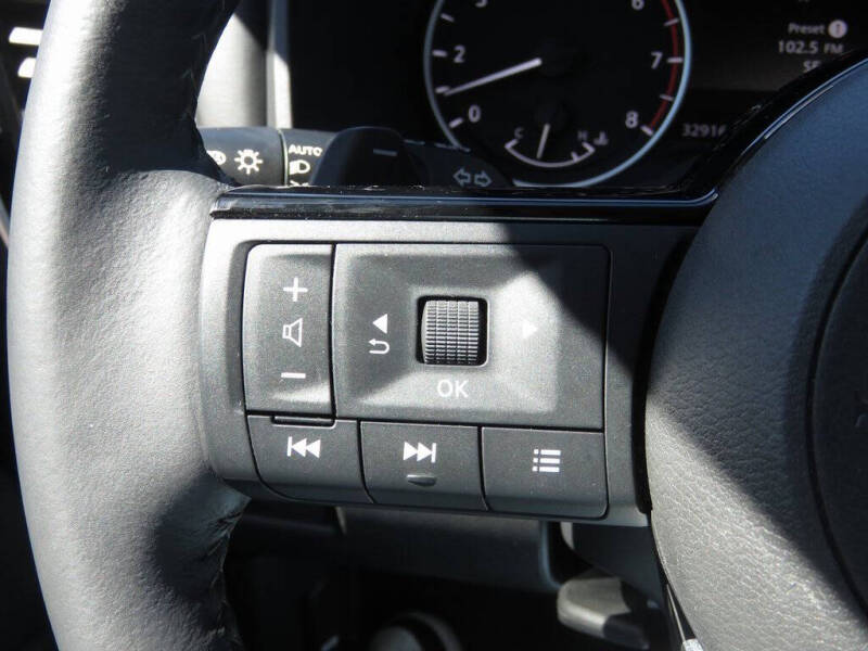 2022 Nissan Rogue SV