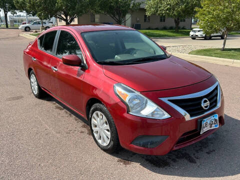 2016 Nissan Versa 1.6 SV