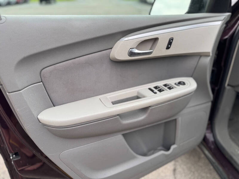 2009 Chevrolet Traverse LS