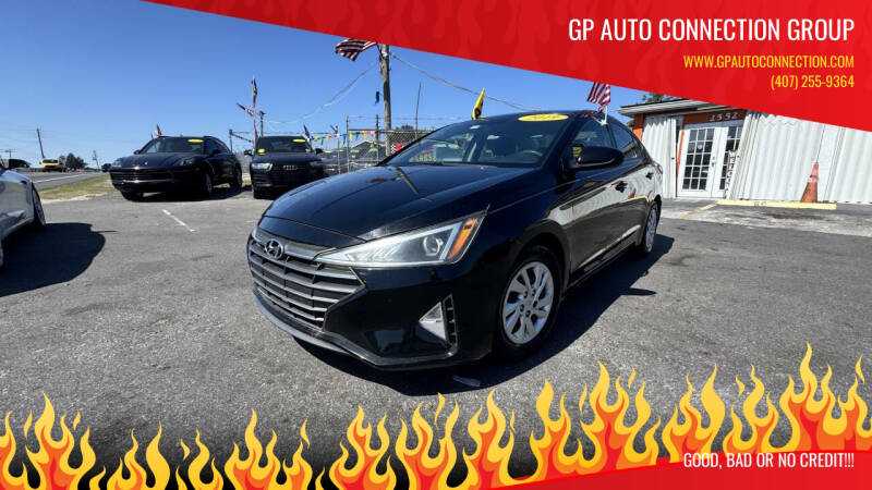 2019 Hyundai Elantra SE's photo